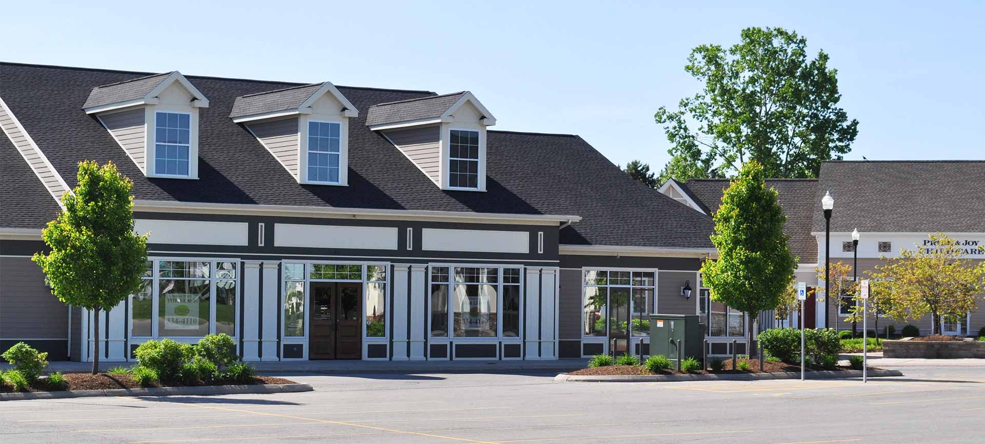 Erie Station West Henrietta, an attractive and timeless mix of retail and office space